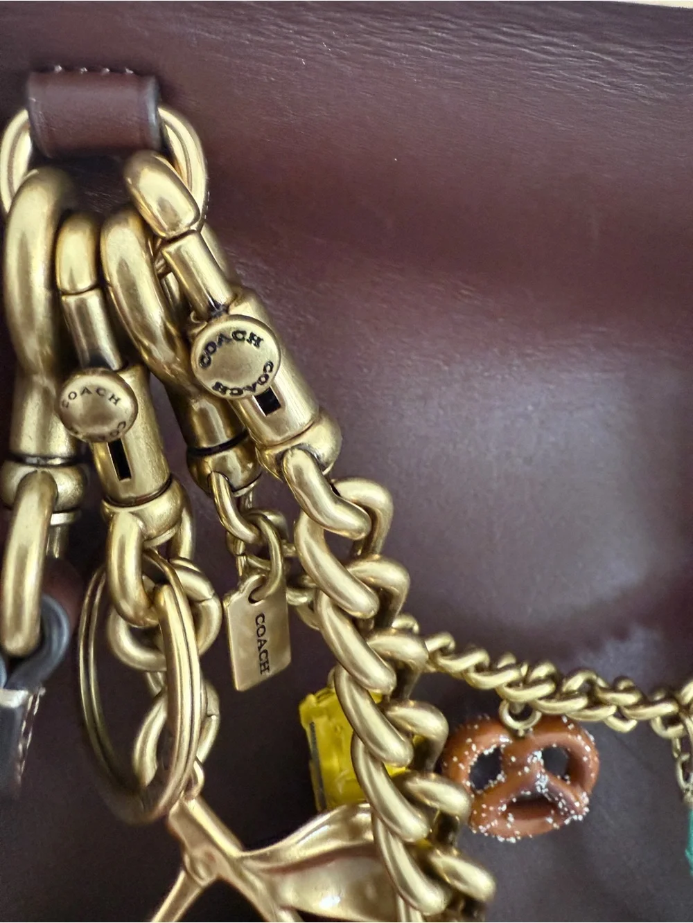 Coach premium dark